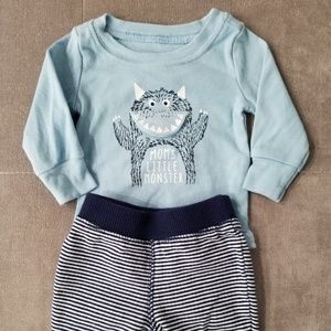 Super cute onsie and pant set